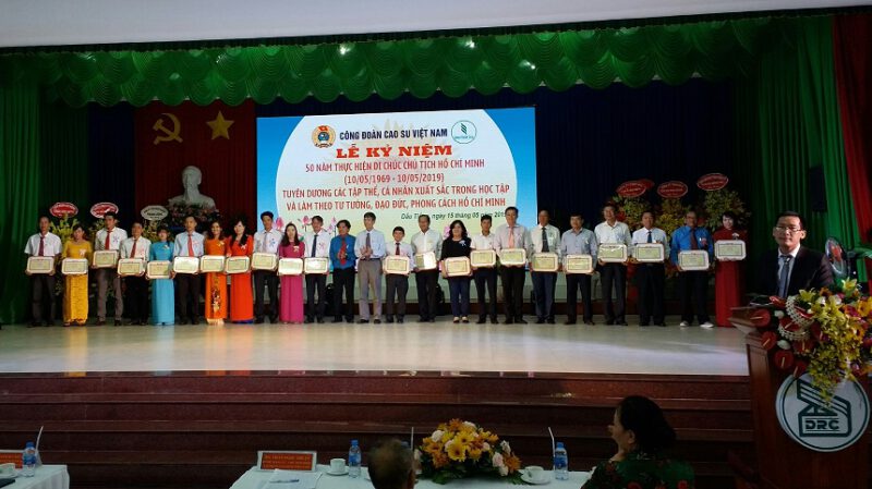 Công đoàn Cao su Việt Nam tuyên dương 50 tập thể và 79 cá nhân xuất sắc "Làm theo lời Bác"
