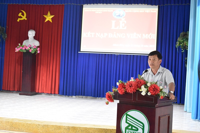 Nông trường Cao su Minh Thạnh tổ chức lễ kết nạp đảng viên mới và Hội nghị gặp gỡ người lao động lần thứ 3 năm 2019
