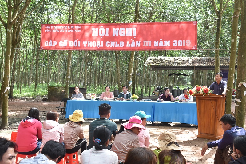 Nông trường Cao su Minh Thạnh tổ chức lễ kết nạp đảng viên mới và Hội nghị gặp gỡ người lao động lần thứ 3 năm 2019