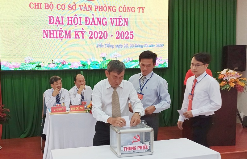 Đại hội chi bộ Văn phòng Công ty TNHH MTV Cao su Dầu Tiếng nhiệm kỳ 2020 - 2025
