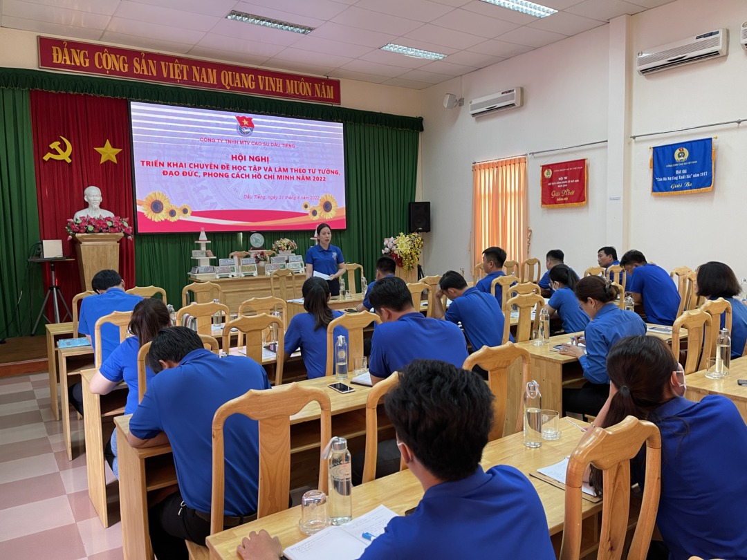 Tổ chức Hội nghị triển khai chuyên đề học tập và làm theo tư tương, đạo đức, phong cách Hồ Chí Minh năm 2022
