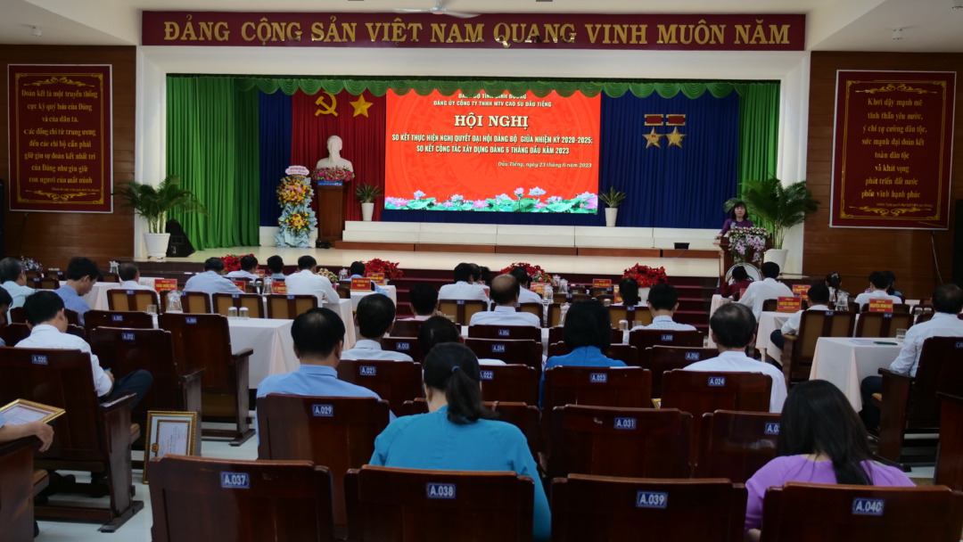 Đảng bộ Công ty TNHH MTV Cao su Dầu Tiếng Sơ kết thực hiện Nghị quyết Đại hội giữa nhiệm kỳ 2020 – 2025
